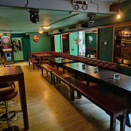 弗雷霍夫酒店 格拉鲁斯 外观 照片
