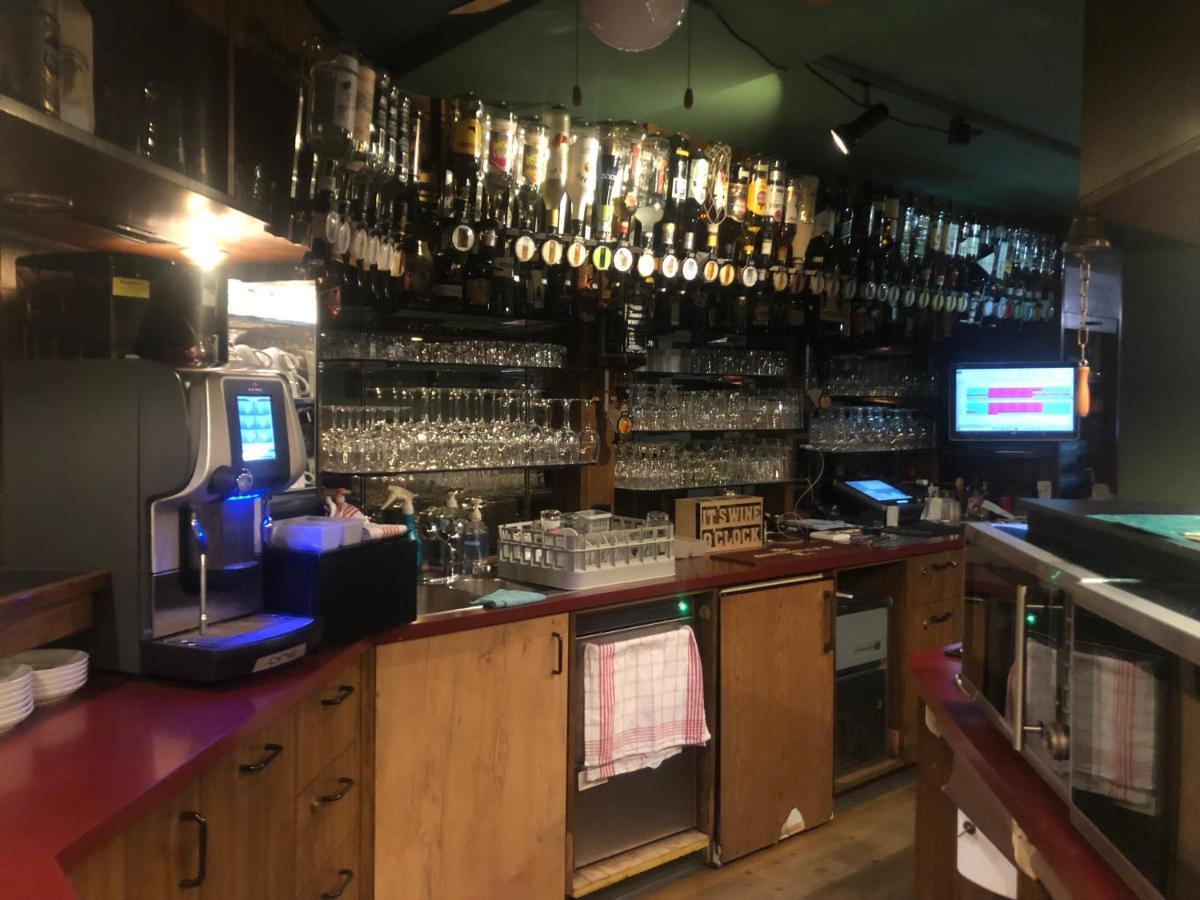 弗雷霍夫酒店 格拉鲁斯 外观 照片